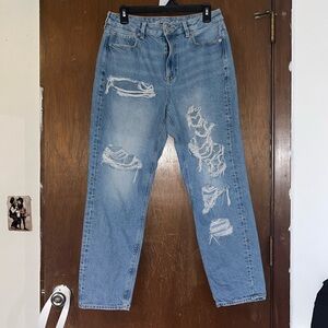 American Eagle ripped Mom jeans